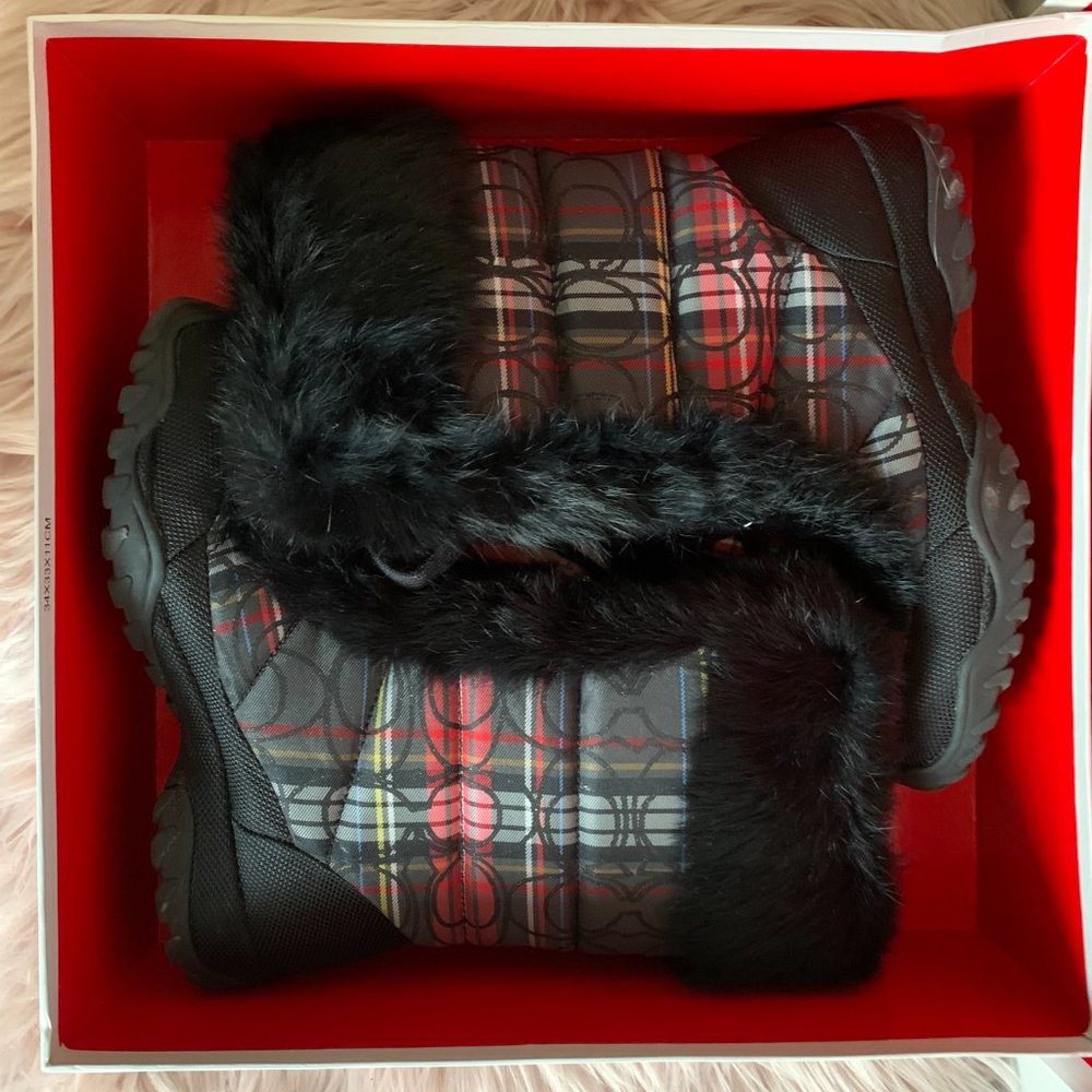 COACH JENNIE SIGNATURE "C" PLAID WITH RABBIT FUR TRIM BOOTIE BOOTS - Picture 11 of 12